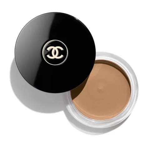 how to wear chanel universal bronzer|Chanel cream bronzer boots.